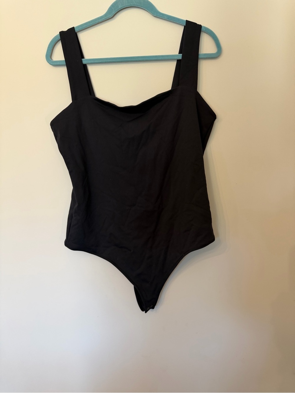 Minimalist closet staple black bodysuit size XL